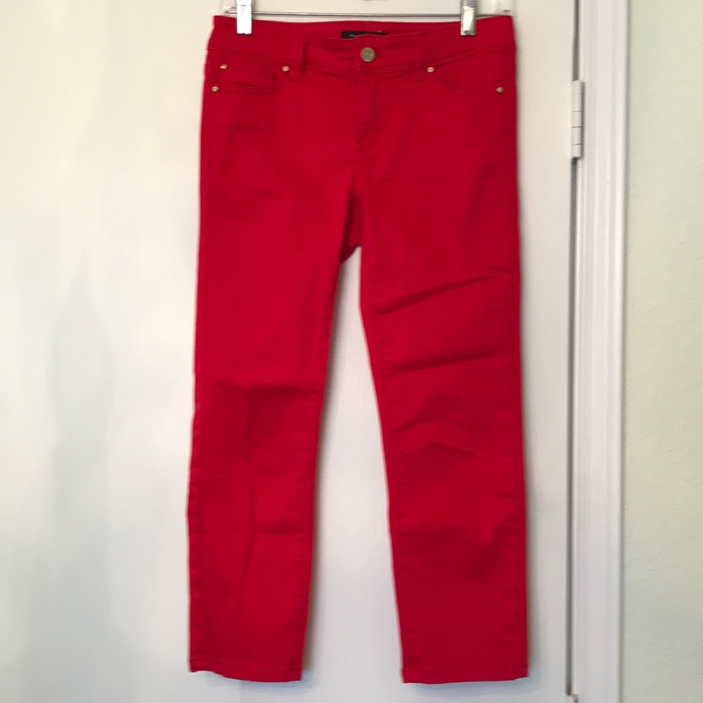White House Black Market  crop jeans. red. Sz 0.